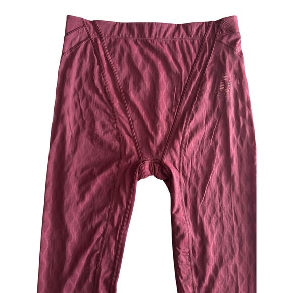 SAVAGE X FENTY PEAK PERFORMANCE HIGH-WAIST X MESH LEGGING SIZE XL NWT - Picture 3 of 8